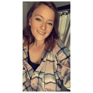 Meet your Posher, Casey